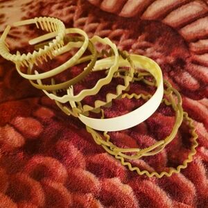 9 Piece Teeth Hair Band Set - Matte Finish in Cream & Brown Colors